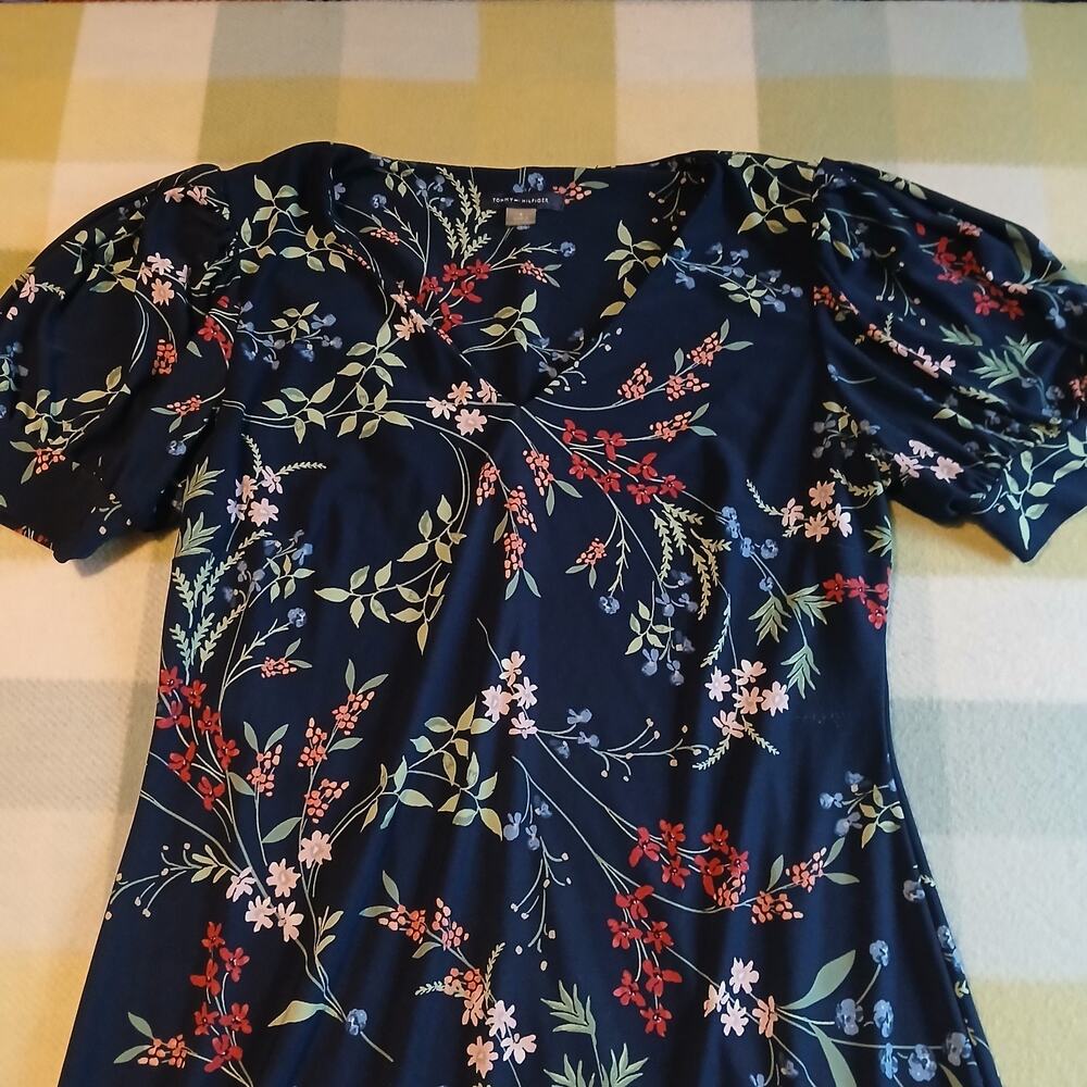 Tommy Hilfiger Women's Puffed-Sleeve Floral Shift Dress Size 8